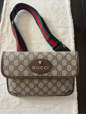 Gucci Neo Vintage GG Supreme Belt Bag